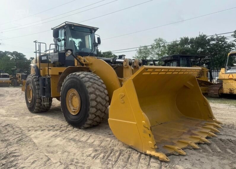 
								Cargador Frontal Caterpillar 980K 2013 lleno									