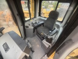 TRACTOR DE ORUGA (BULLDOZER) D8R 2002 | BUEN ESTADO